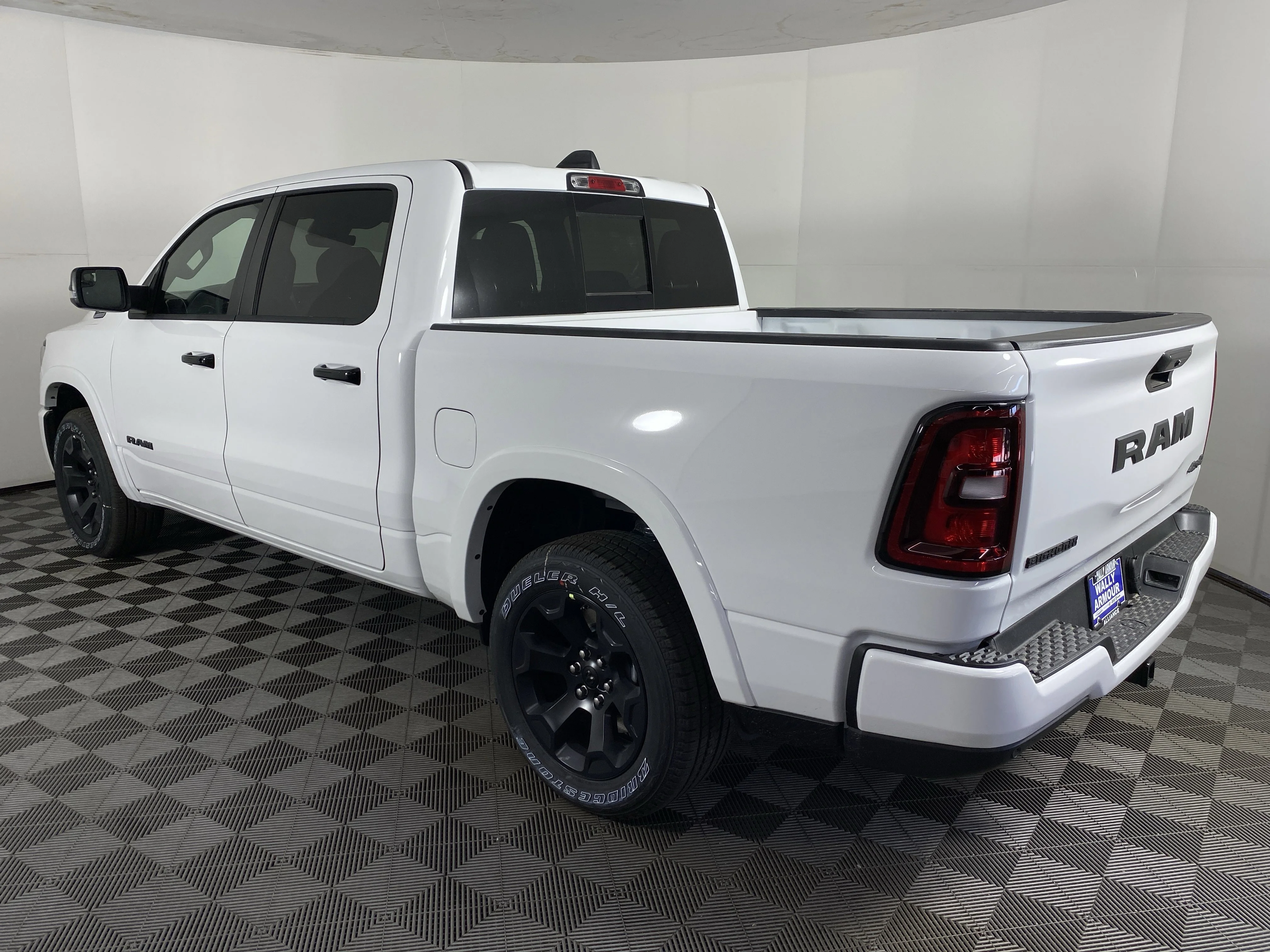 New 2026 Bright White Clear-Coat Exterior Paint RAM Big Horn/Lone Star image 9