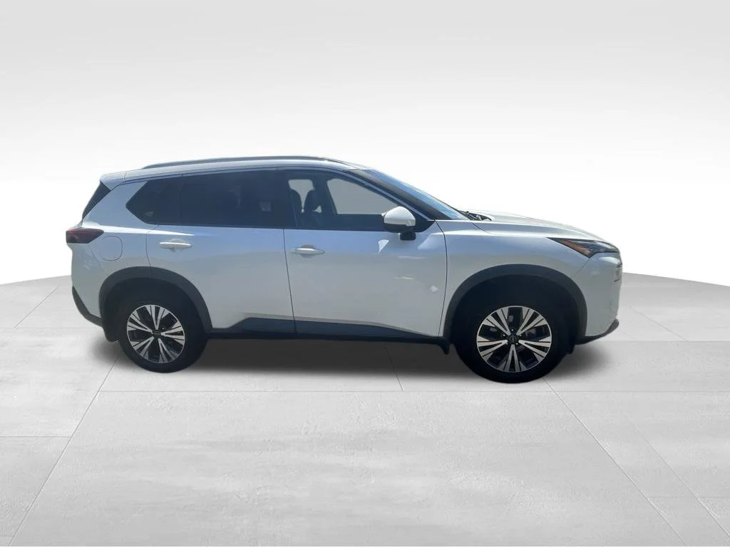 Used 2023 White Nissan SV image 41