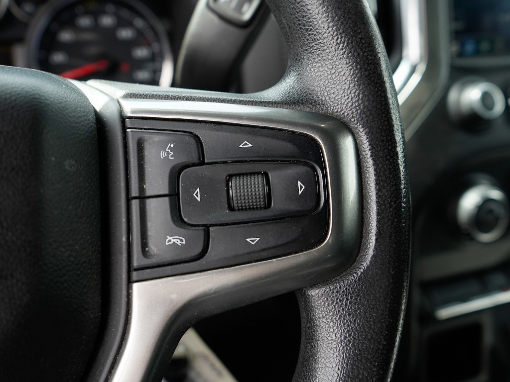Used 2020 Shadow Gray Metallic Chevrolet LT image 12