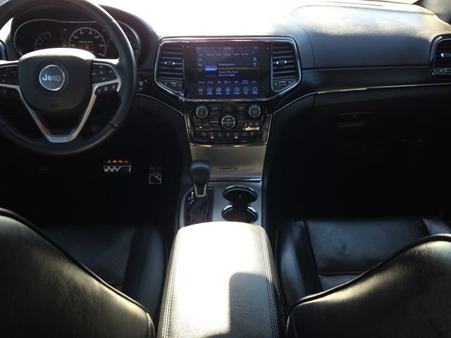 Used 2019 Silver Jeep Overland image 11