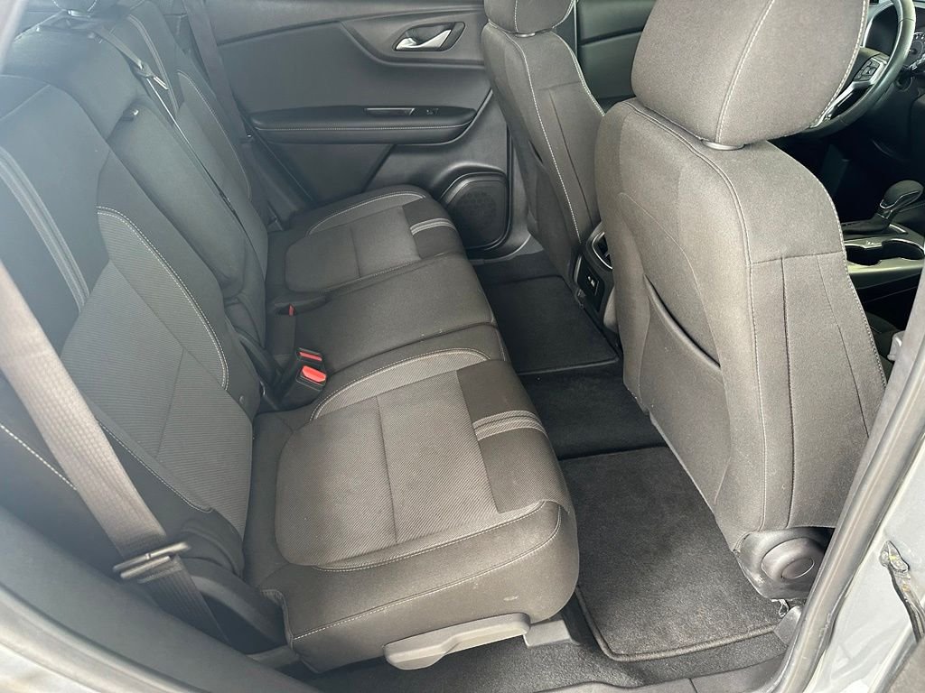 Used 2023 Gray Chevrolet LT image 33