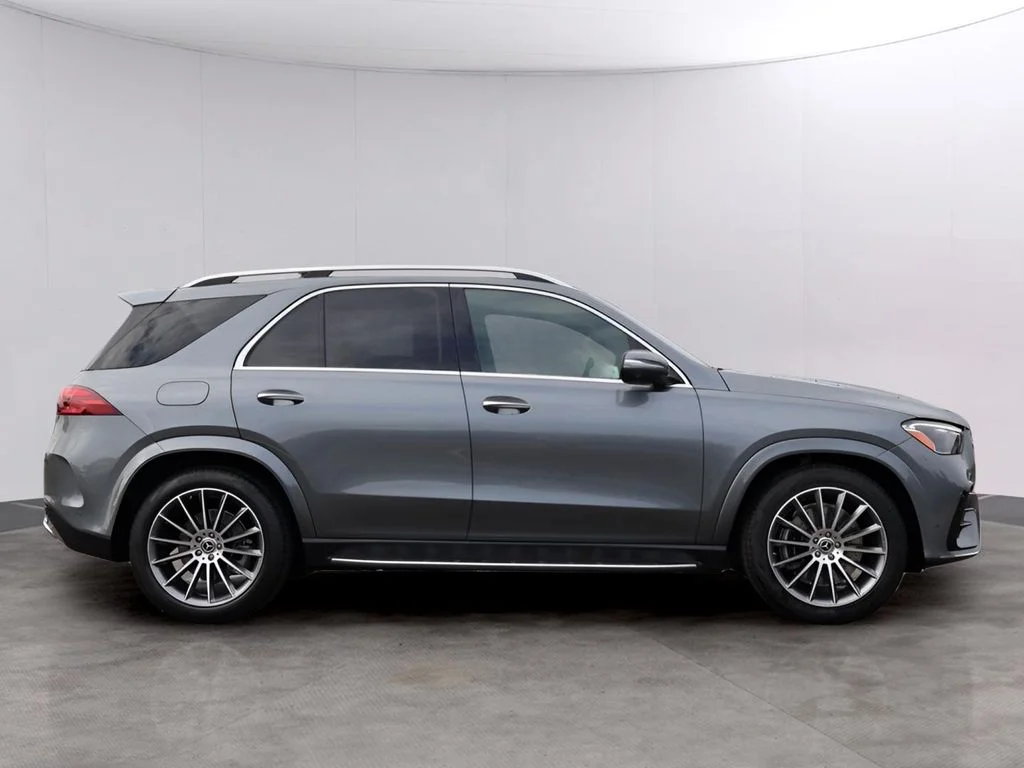 2026 Mercedes-Benz GLE GLE450 - Photo 4