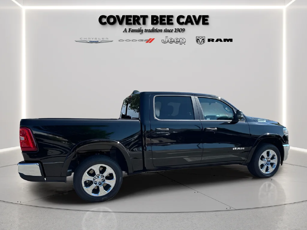New 2026 Diamond Black Crystal Pearl-Coat Exterior Paint RAM Big Horn/Lone Star image 15