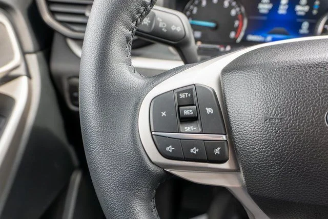 2023 Ford Explorer XLT - Photo 21