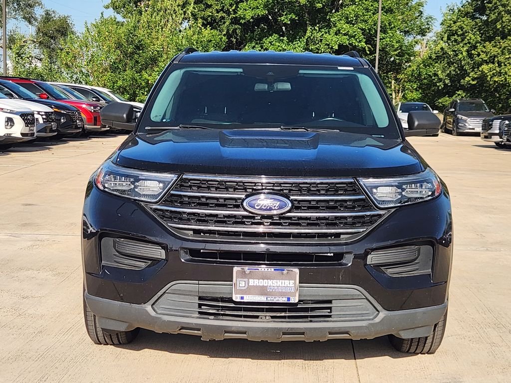 Used 2020 Agate Black Metallic Ford XLT image 2