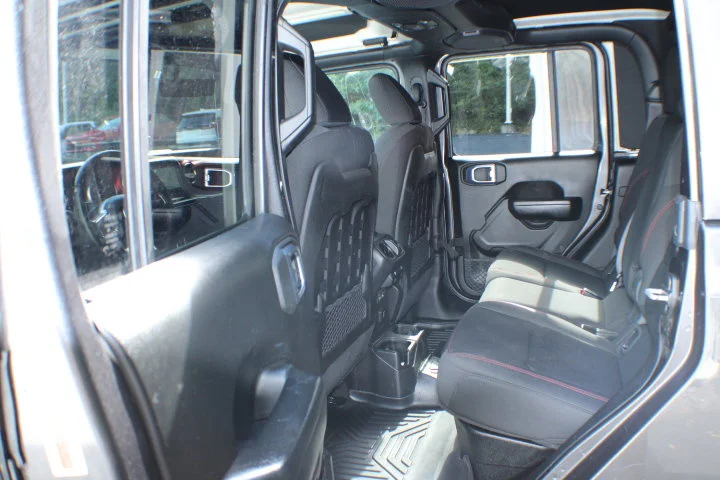 Used 2022 Granite Crystal Metallic Clearcoat Jeep Rubicon image 12