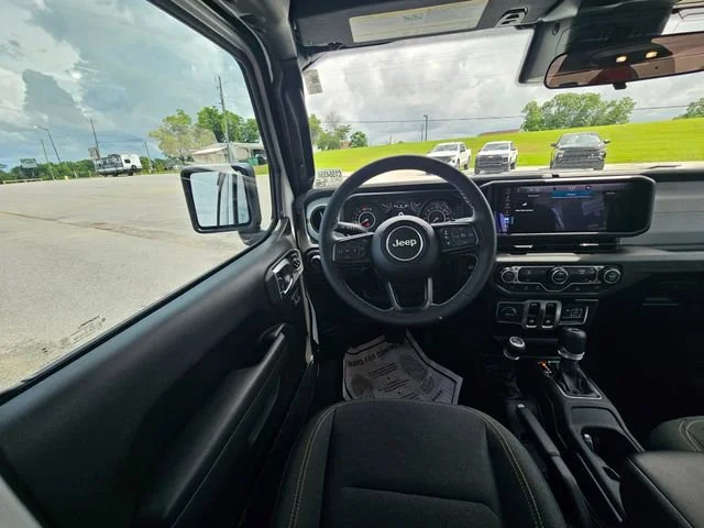 Used 2025 White Jeep Sport S image 13