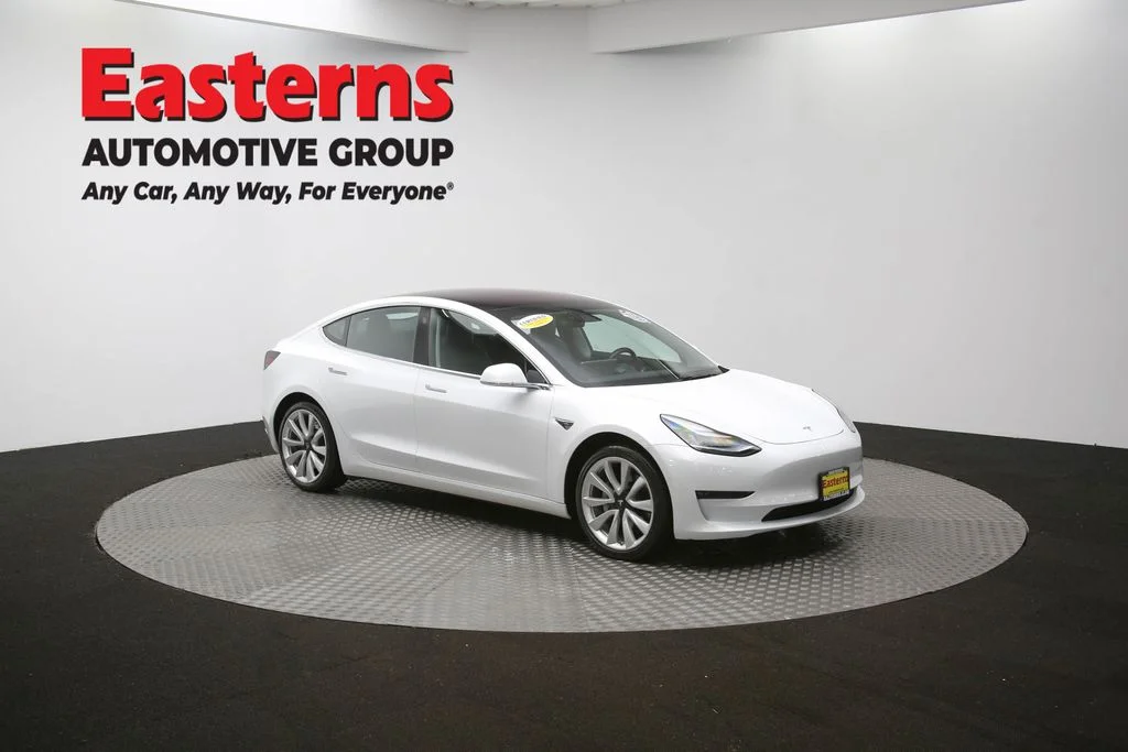 Used 2018 White Tesla Long Range image 47