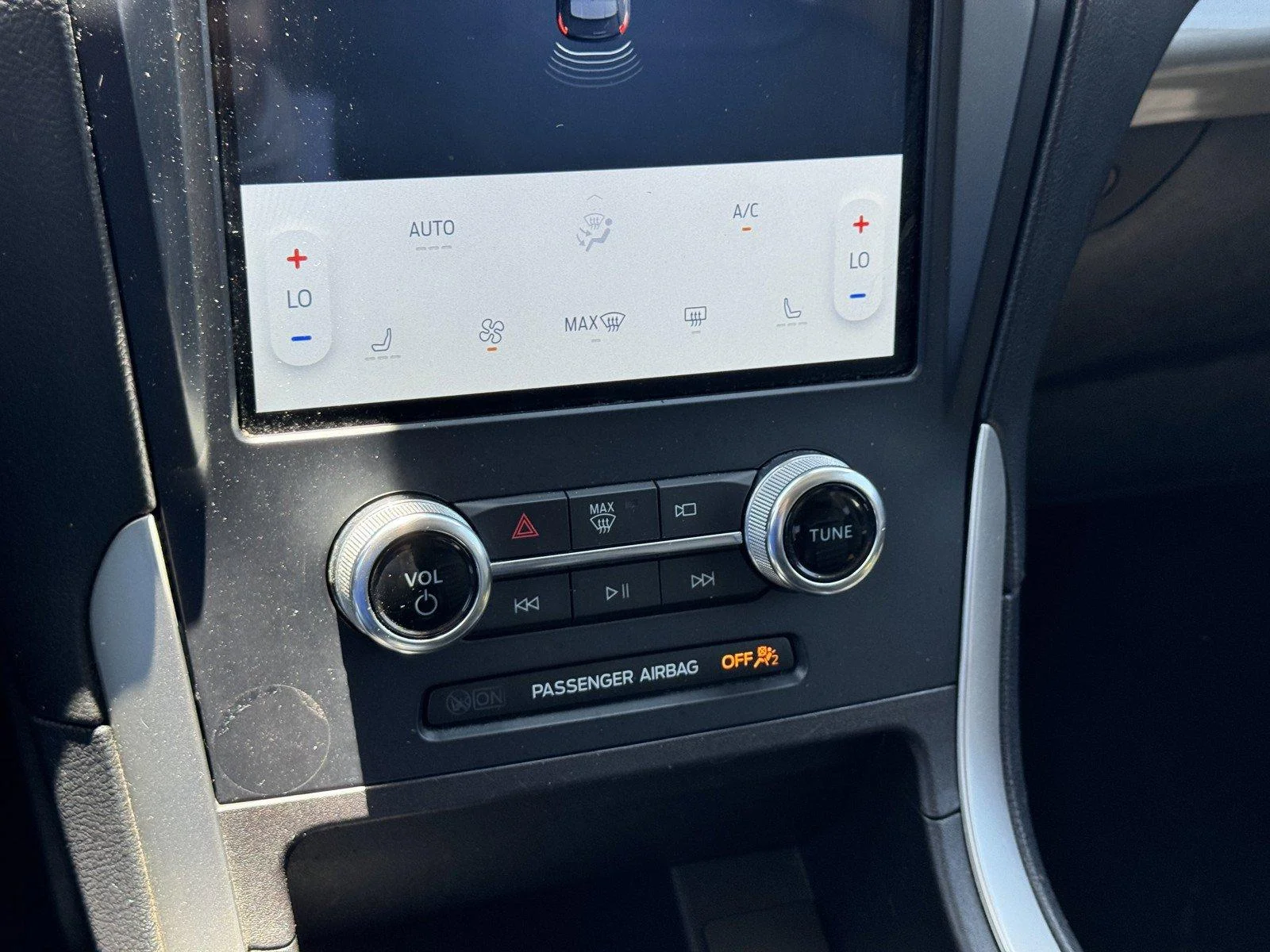 Used 2023  Ford SEL image 20