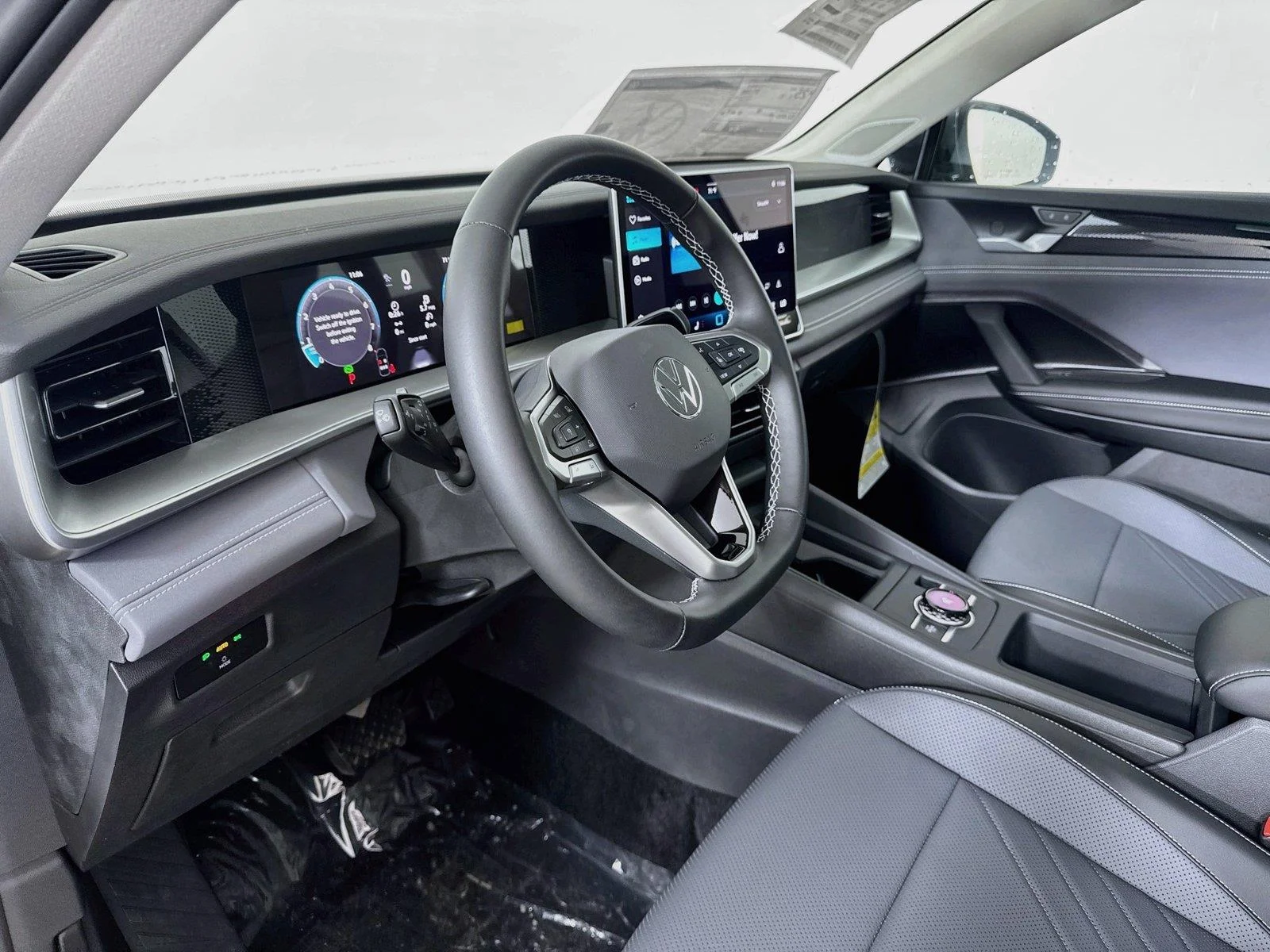 New 2026  Volkswagen SE image 9