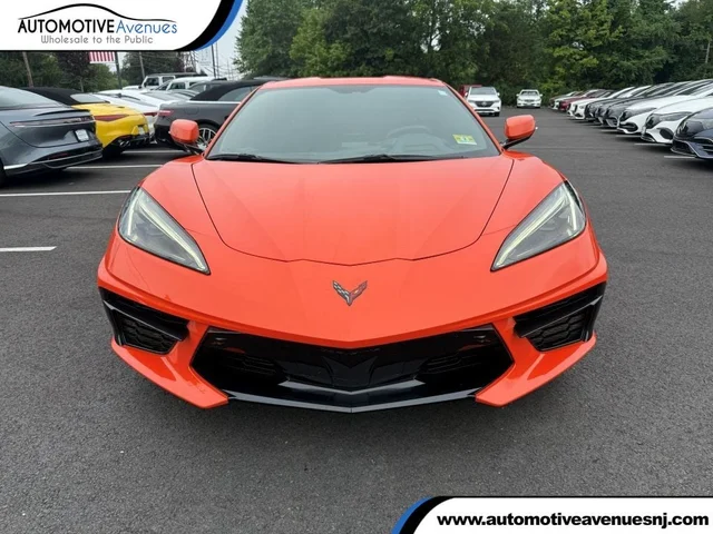 2021 Chevrolet Corvette 2dr Stingray Coupe w/3LT & Performance Exhaust