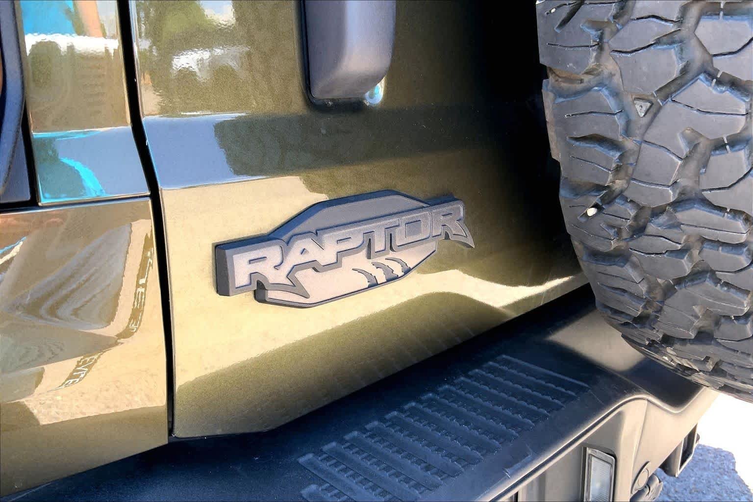 Used 2024 Shelter Green Metallic Ford Raptor image 9