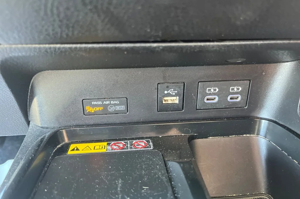 Used 2025 White Toyota LE image 39