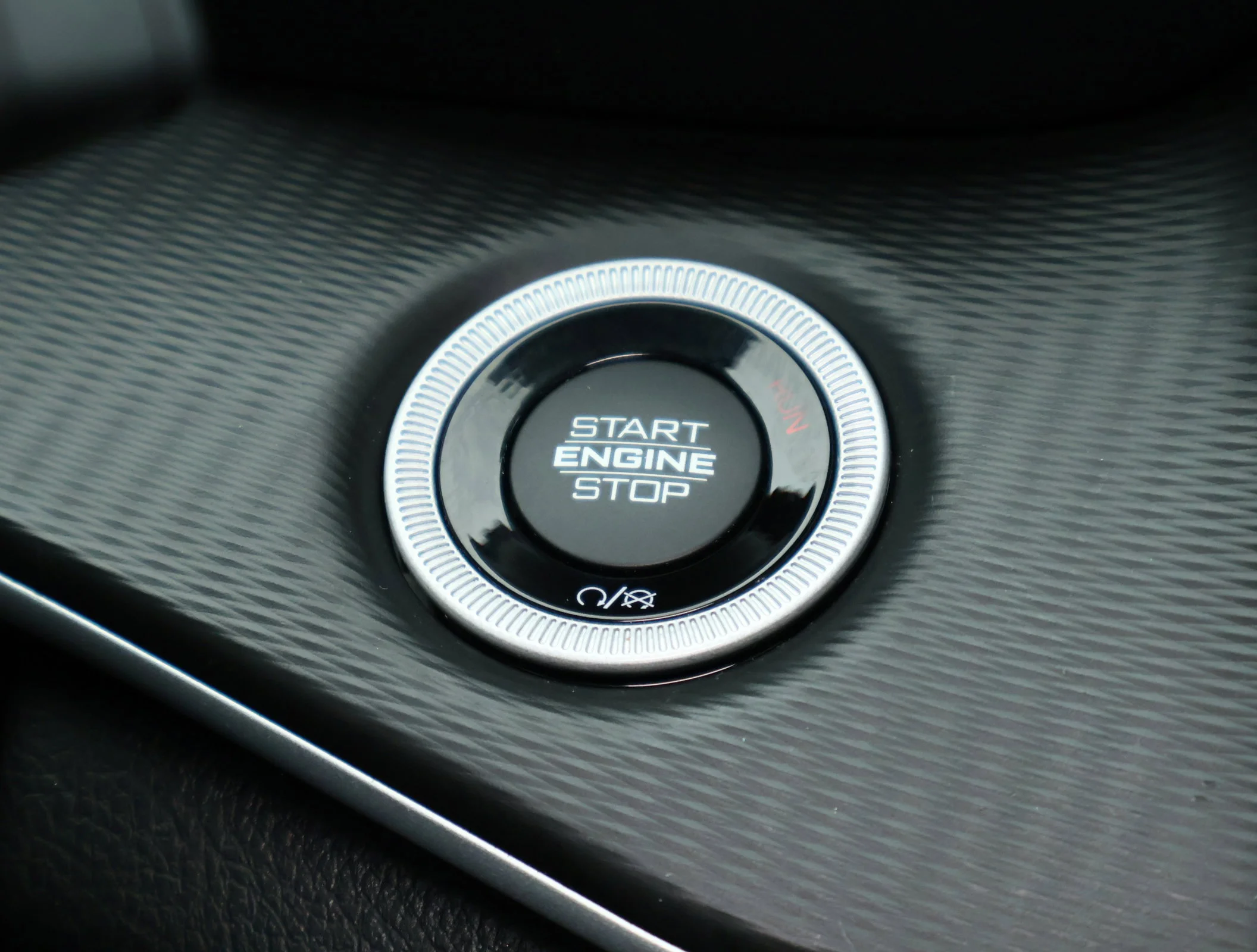 Used 2023 Bright White Cl Jeep Altitude X image 17