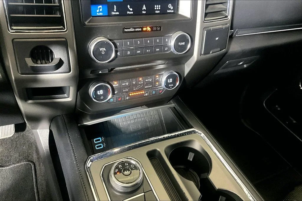 Certified Used 2018 Magnetic Ford XLT image 26