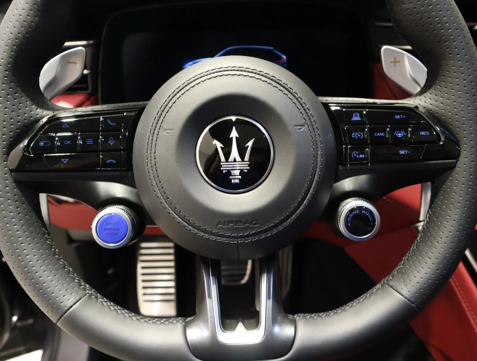 New 2025 Grigio Lava Metallic Maserati Modena AWD image 29