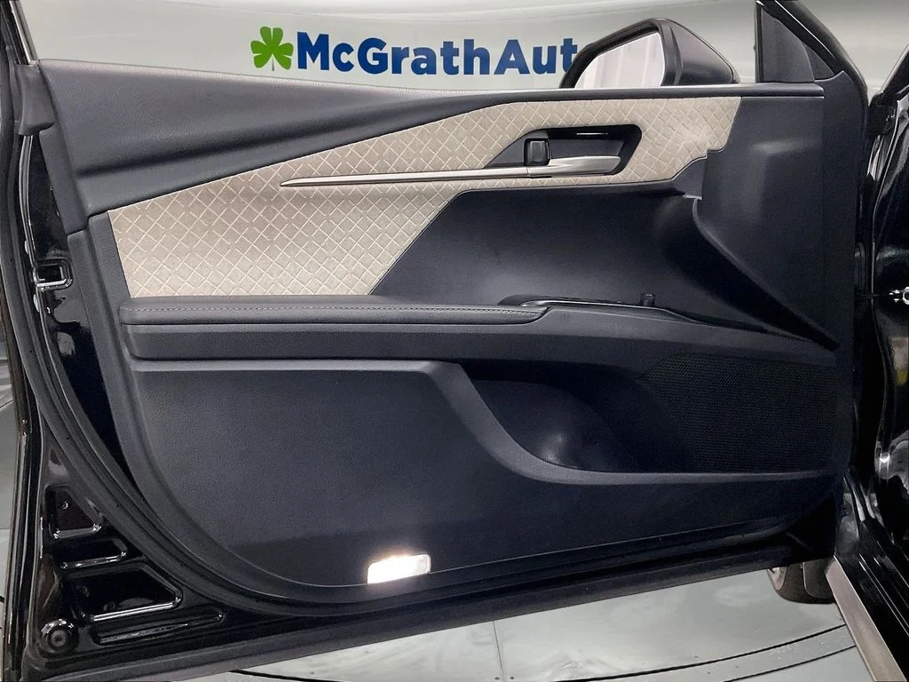 Used 2025 Black Toyota XLE image 28