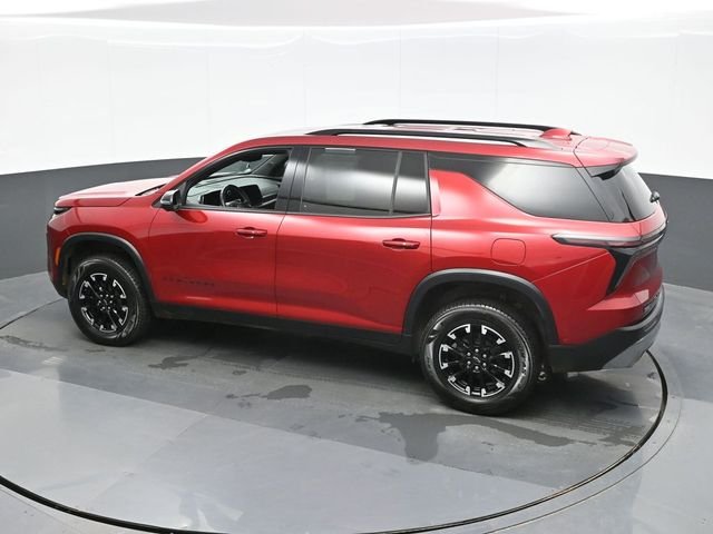 Used 2024 Red Chevrolet Z71 image 11