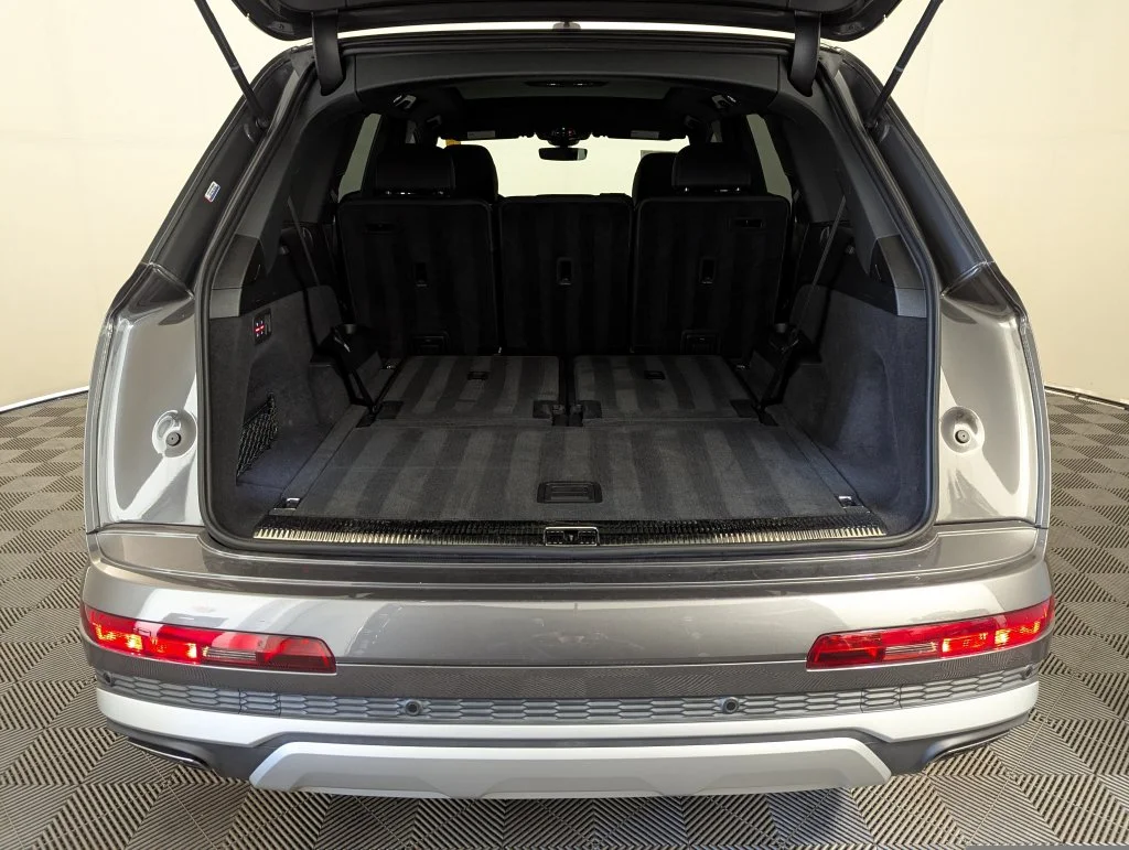 Used 2025 Gray Audi 55 Premium Plus image 84