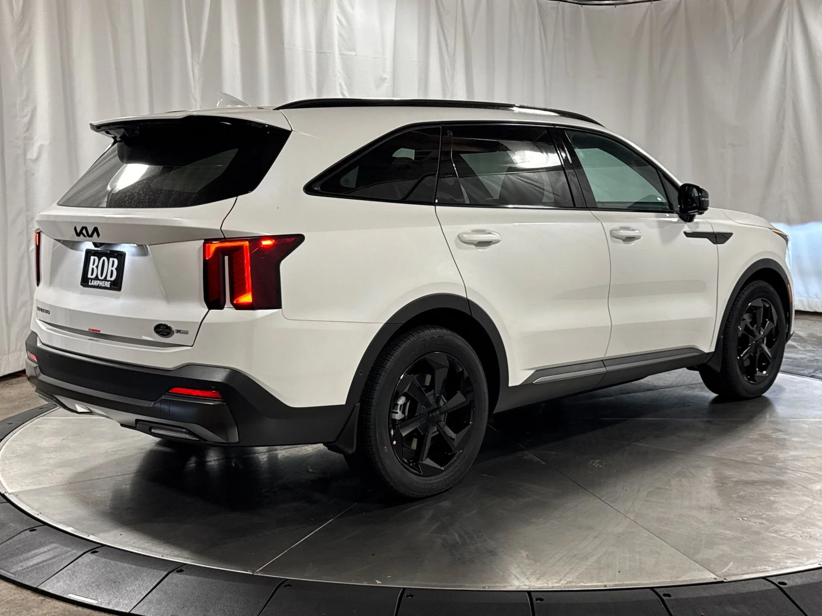 New 2026 Snow White Pearl Kia X-Line SX Prestige image 10
