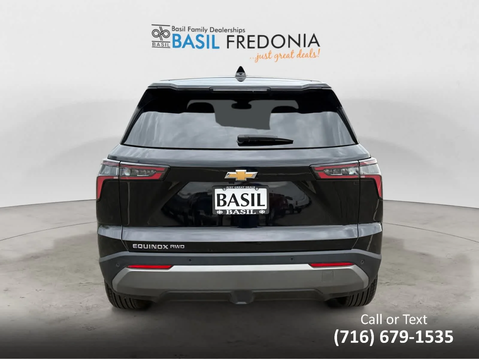 Used 2026 Mosaic Black Metallic Chevrolet AWD LT image 9
