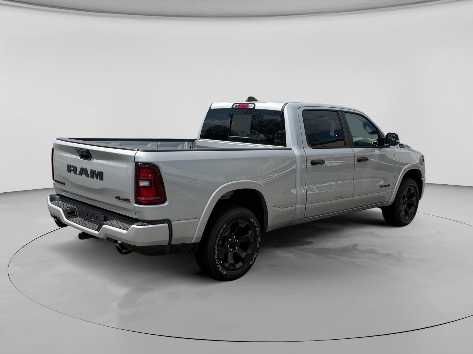 New 2026 Silver Zynith Exterior Paint RAM Big Horn 4x4 Crew Cab 6