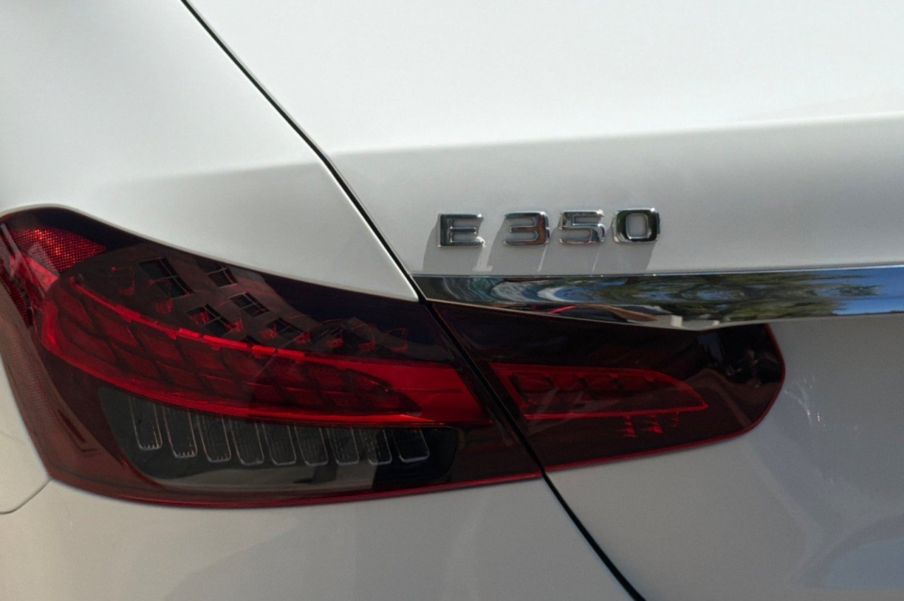 Certified Used 2022 Polar White Mercedes-Benz E 350 image 26
