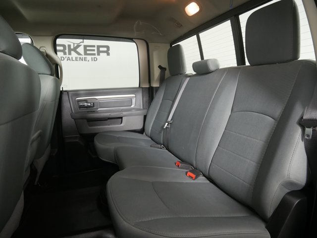 Used 2018 Black Clearcoat Ram Crew Cab SLT image 12