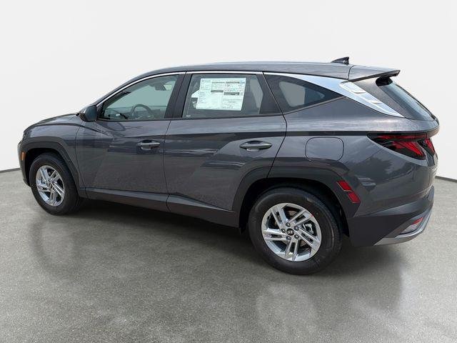 New 2026 Gray Hyundai SE FWD image 4