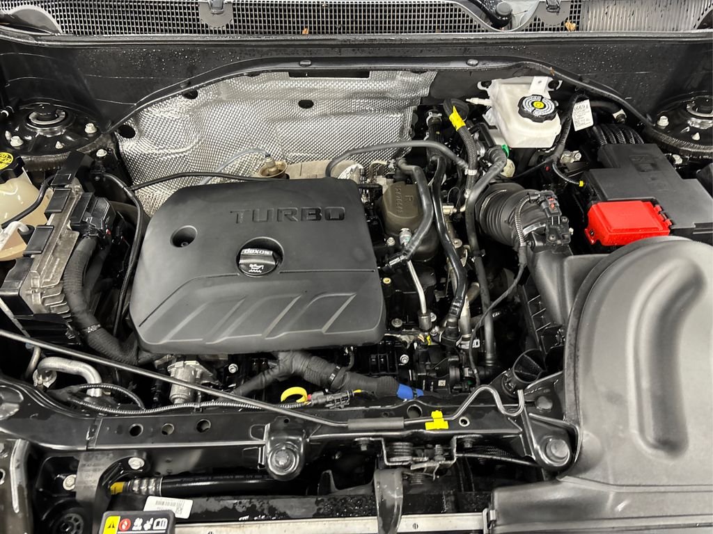 Used 2023 Black Buick Essence image 13