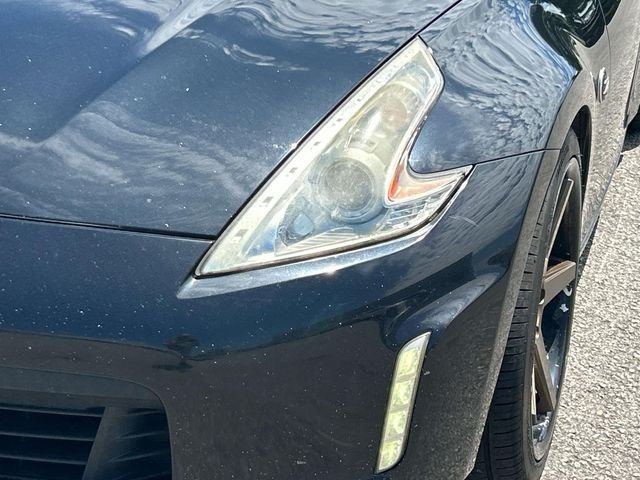 Used 2017 Black Nissan Touring image 10
