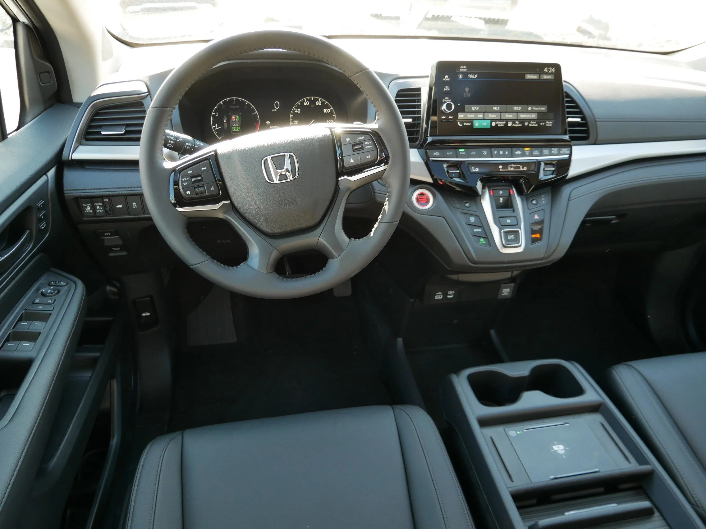 New 2026 Platinum White Pearl Honda EX-L image 21