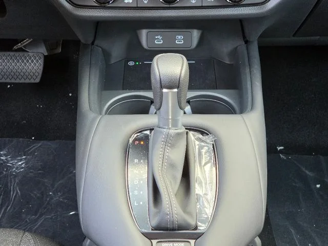 New 2027 Platinum White Pearl Honda LX image 10