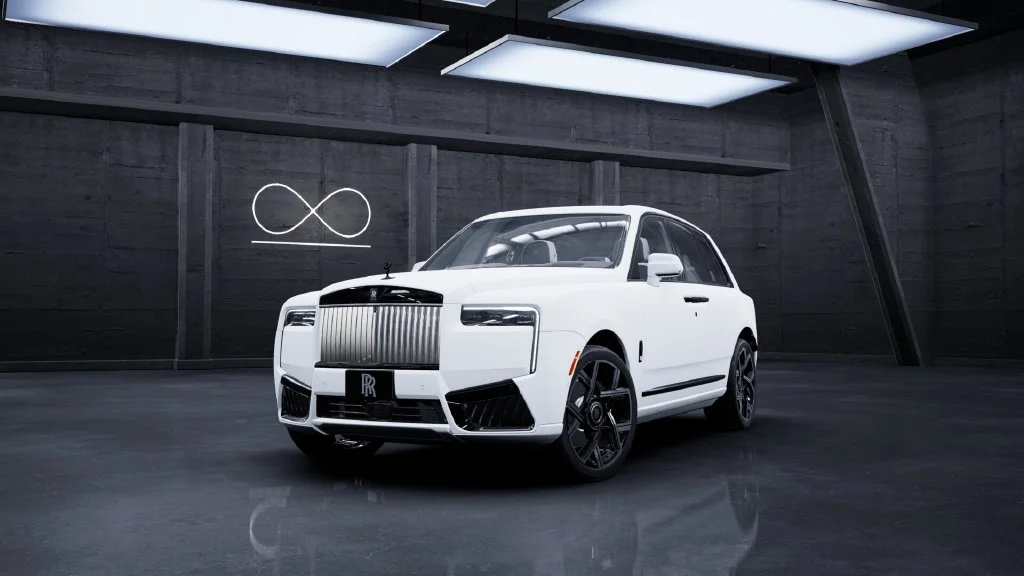 New 2027 White/off-white Rolls-Royce Black Badge image 1