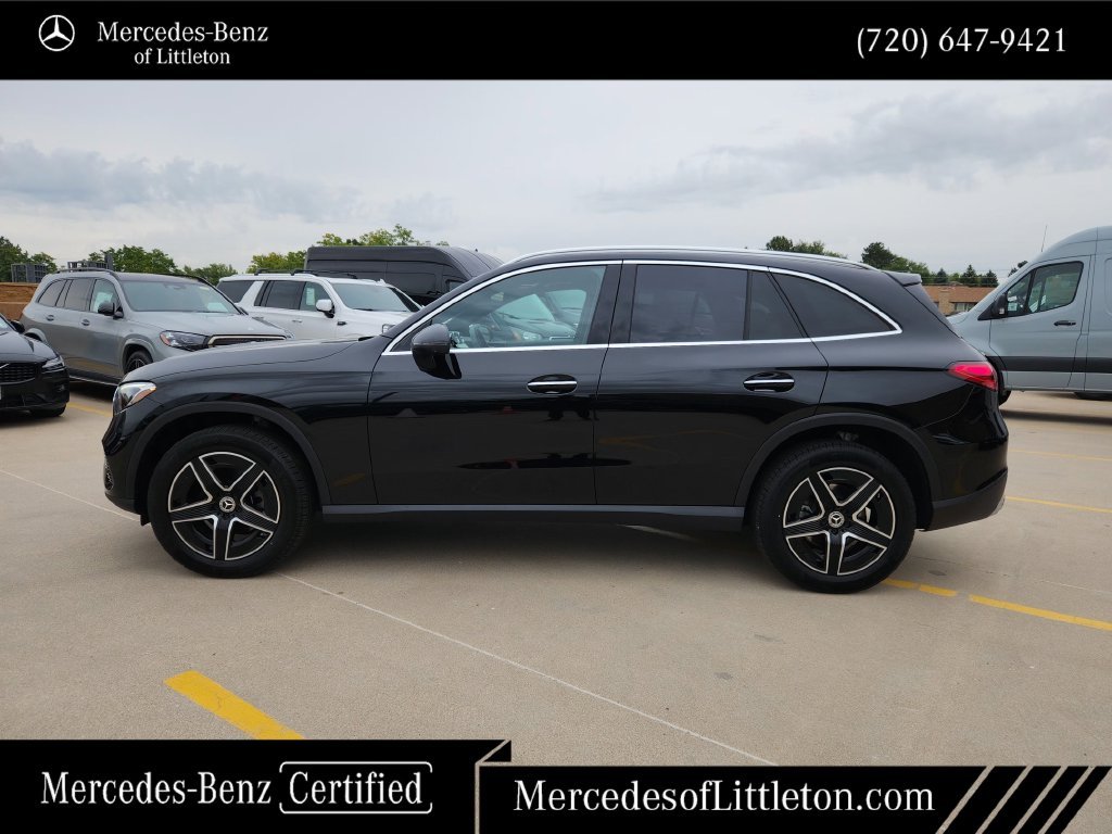 Certified Used 2026  Mercedes-Benz GLC 300 image 4