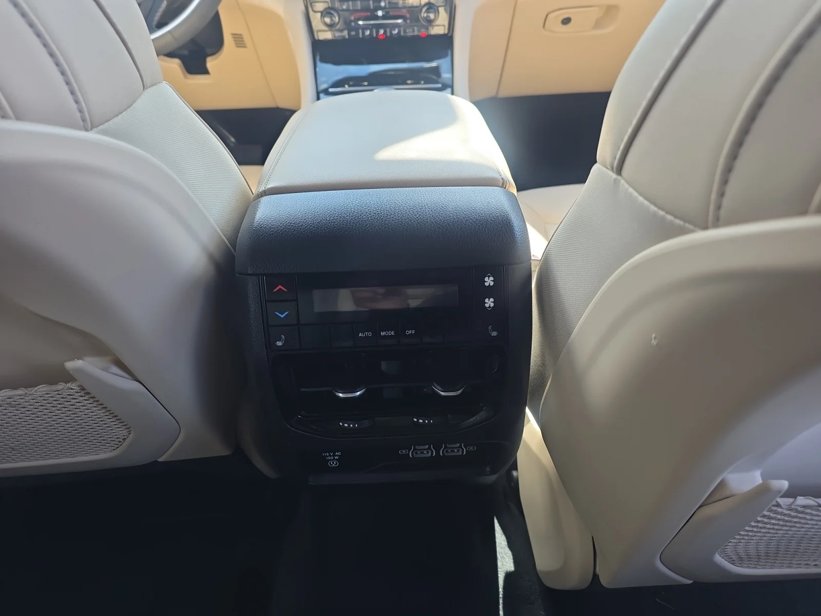 Used 2023 Bright White Clearcoat Jeep Limited image 15