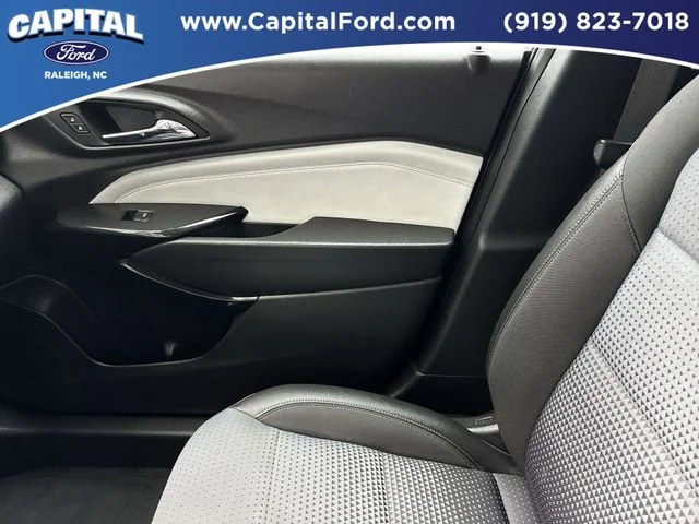 Used 2025 Gray Chevrolet LT image 28
