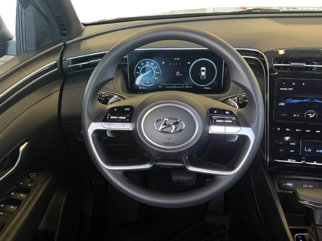 Used 2024 Black Hyundai NIGHT image 18