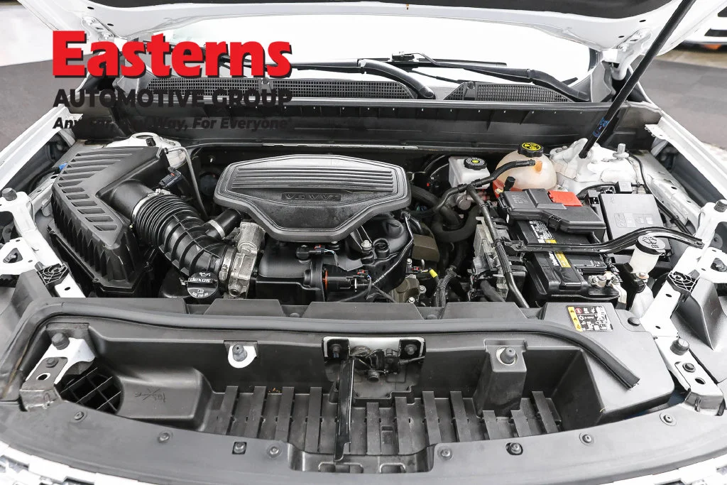 Used 2023 White GMC Denali image 8