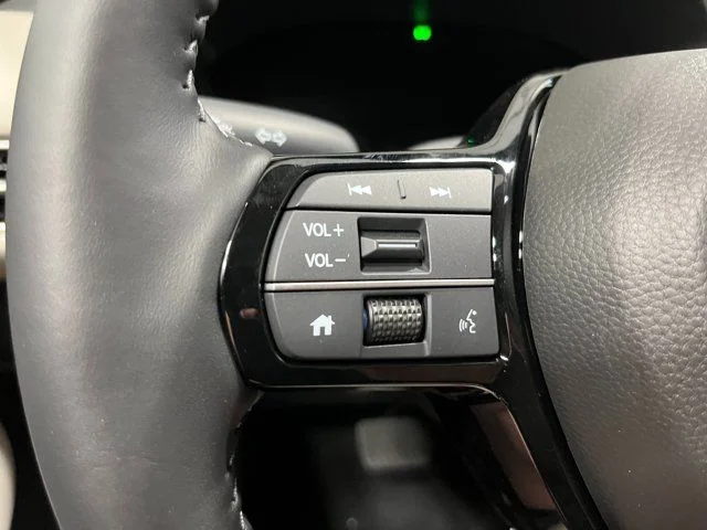 New 2027 Platinum White Pearl Honda EX-L image 17