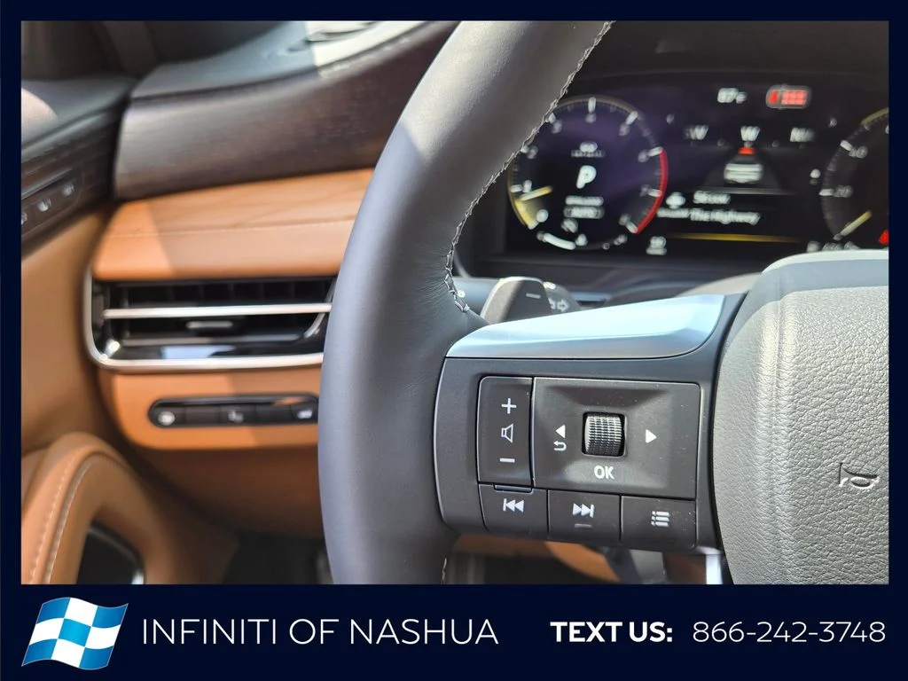 New 2027 2T RAD WHT INFINITI Autograph AWD image 30