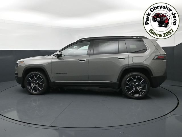 New 2026 Sting-Gray Clear-Coat Exterior Paint Jeep Overland image 3
