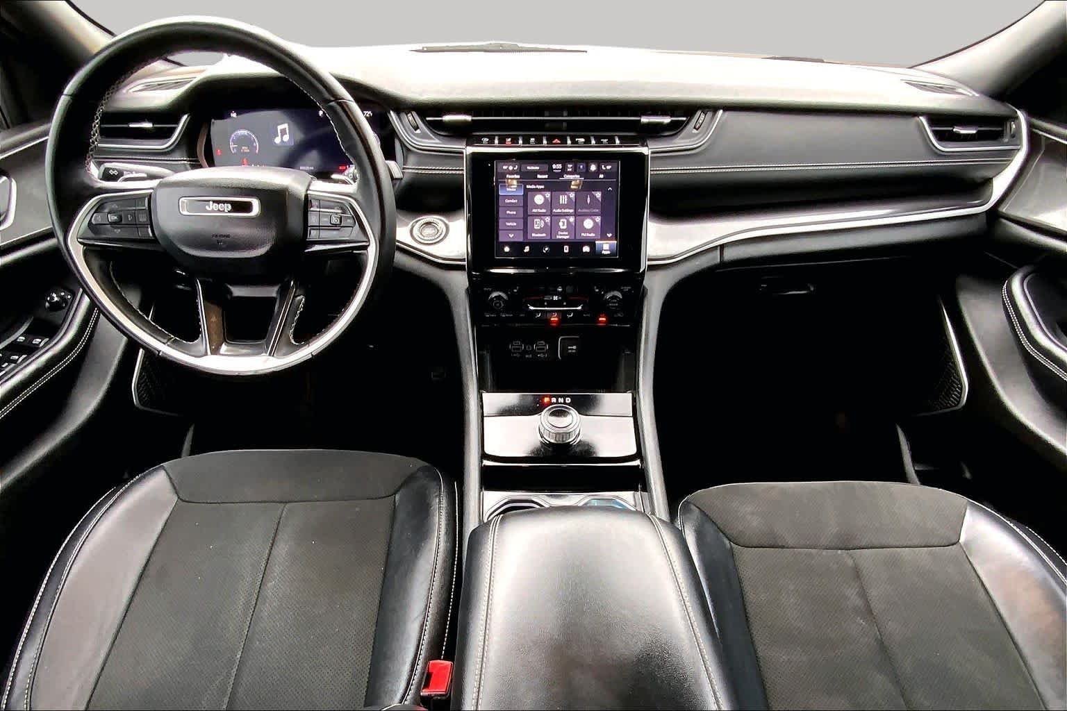 Used 2022 Bright White Clearcoat Jeep Altitude image 23
