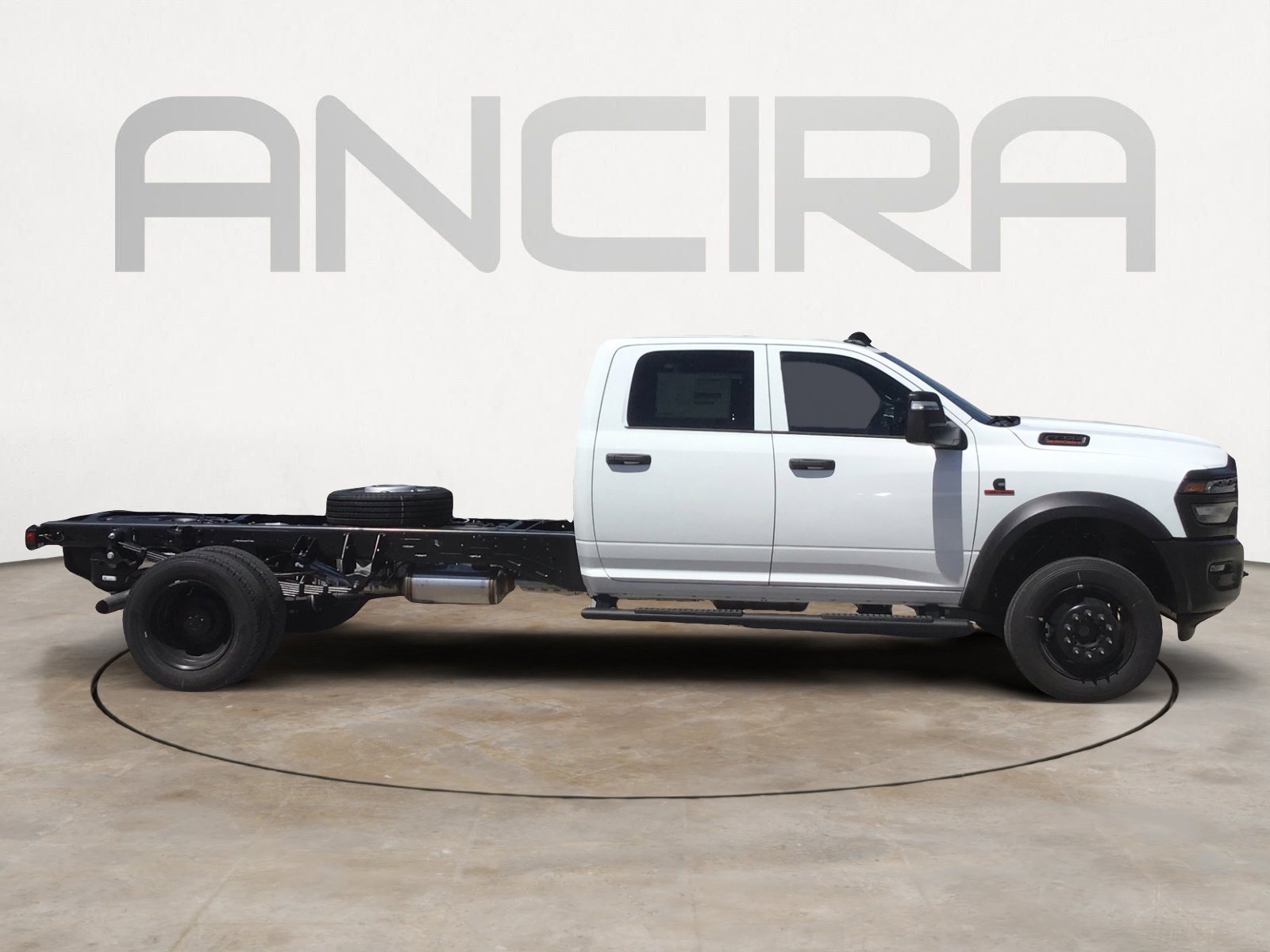 New 2026 Bright White Clearcoat RAM Tradesman image 11