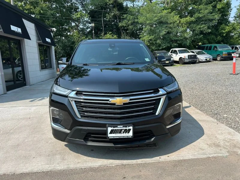 Used 2022 Black Chevrolet LT Sport Utility 4D image 18