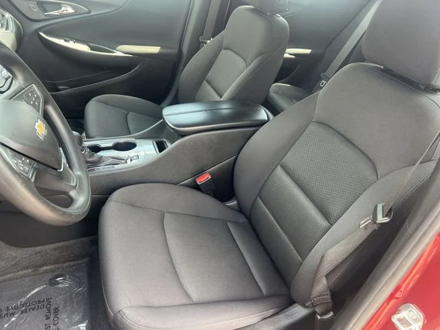 Used 2024 Red Chevrolet LT image 34