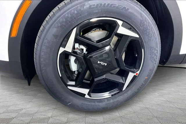 New 2026 White Kia EX image 12