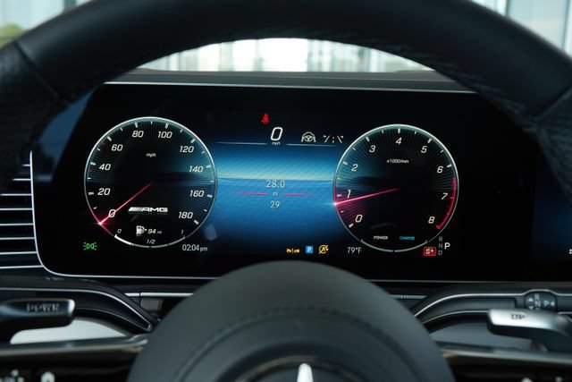 New 2026 MANUFAKTUR Moonlight White Metallic Mercedes-Benz AMG® GLE 53 4MATIC+ Coupe image 63
