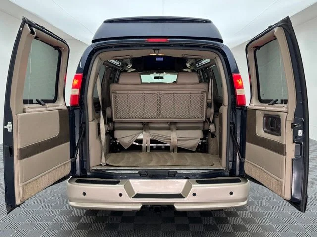 Used 2013 Deep Blue Metallic GMC Explorer Limited SE image 10