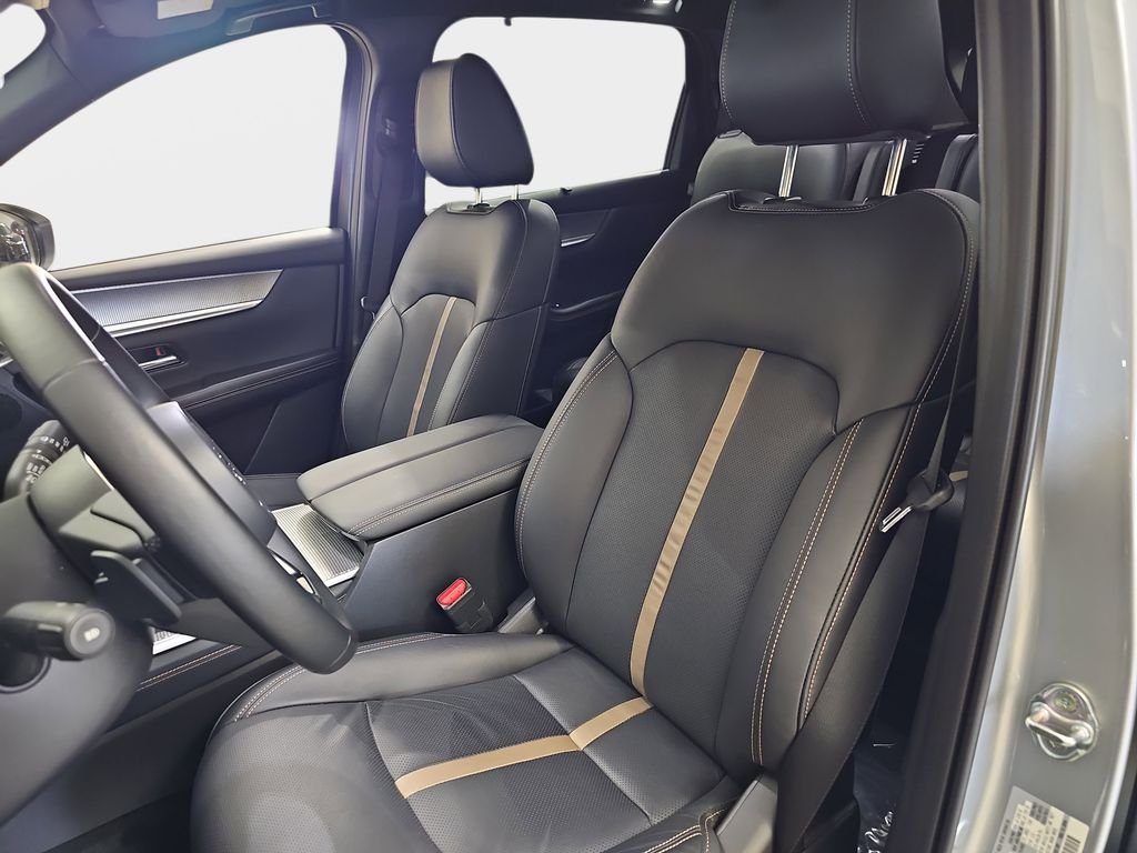 Used 2025 Silver Mazda Premium Plus image 18